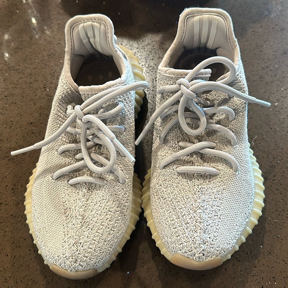 Us size 4 Yeezy